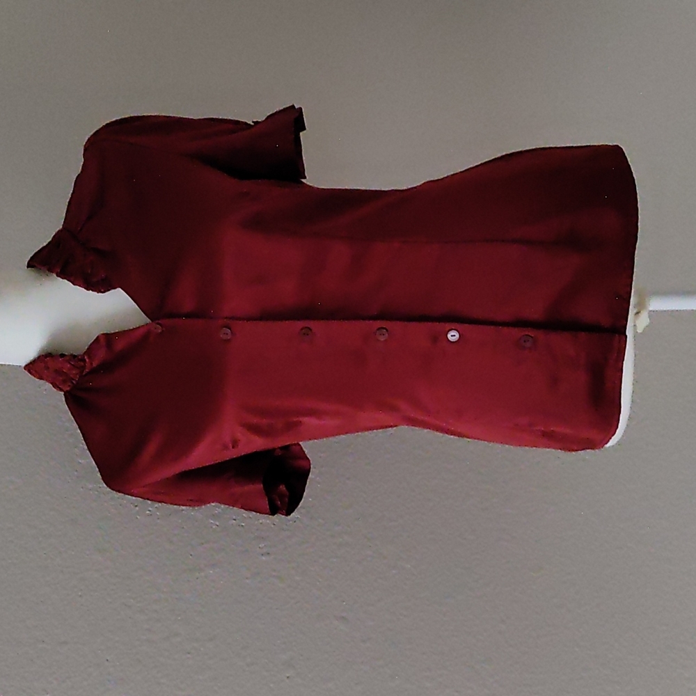 Burgundy ruffle blouse, Sz Small